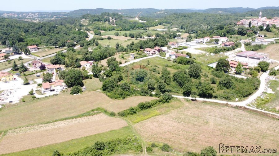 ISTRA, TRVIŽ - Građevinsko zemljište 2383 m2 - 2