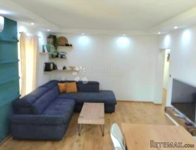 Dvosoban stan s dodatnim apartmanom, Dugi Rat - 3