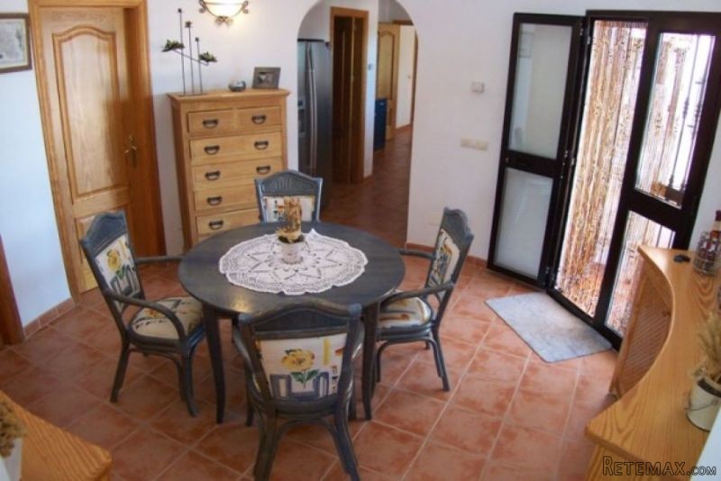 3 bedroom, 2 bathroom Villa, (build 200.. - 2