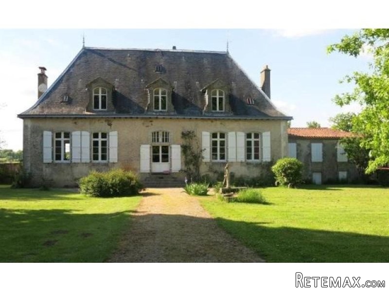 6 bedroom House For Sale: 87000 LIMOGES