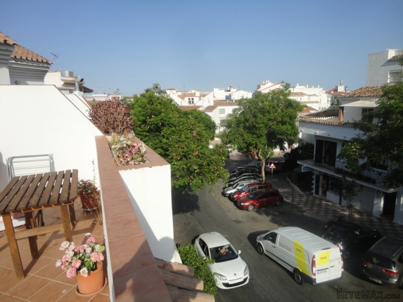 Apt 50m from this office - 2