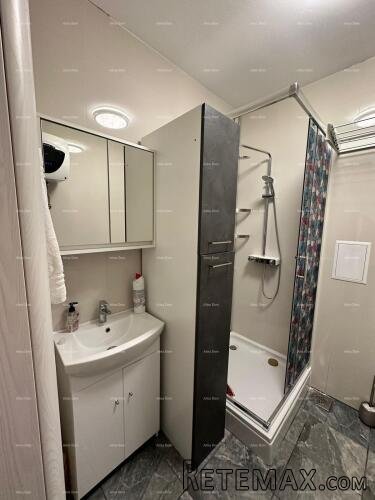 Renovirani stan u centru Pule, 50 m² s podnim grijanjem i.. - 4