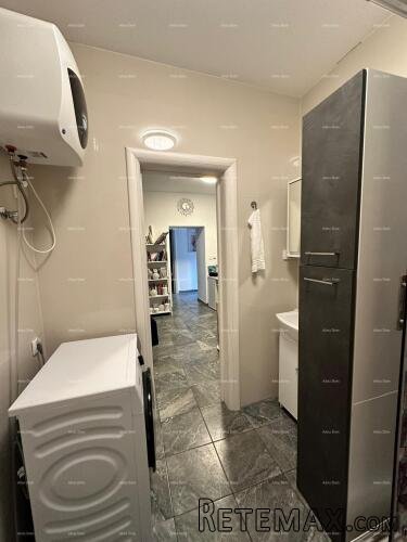 Renovirani stan u centru Pule, 50 m² s podnim grijanjem i.. - 5