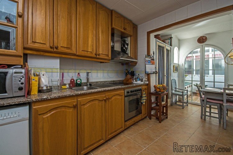 Unique lovely second floor apartment near the main square.. - 5