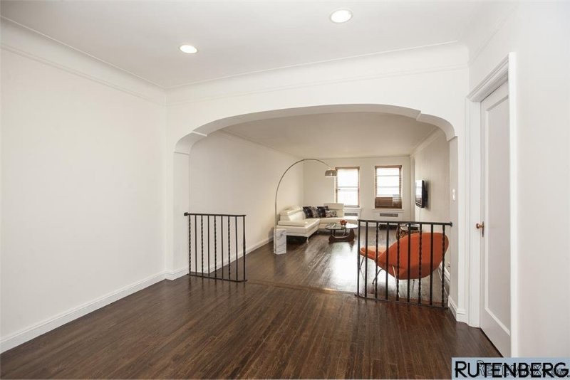 2 Bedrooms - Condo - New York State -..