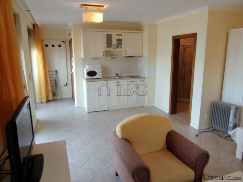 Spacious studio apartment for sale in.. - 2