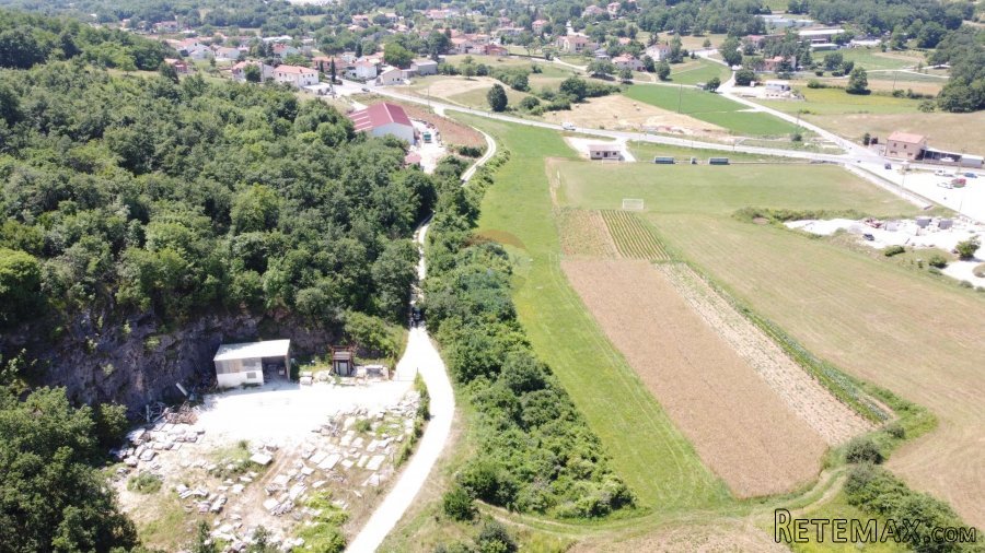 ISTRA, TRVIŽ - Građevinsko zemljište 2383 m2 - 9