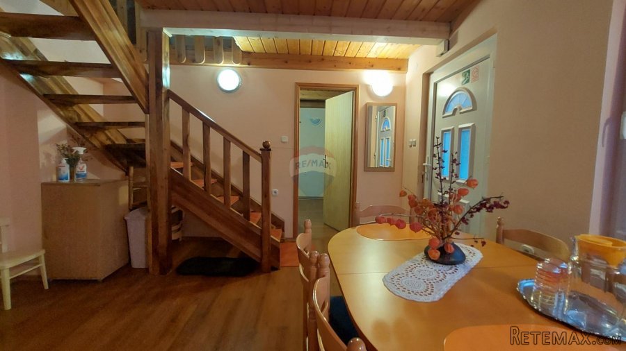 Obiteljska kuća sa apartmanom Bjelolasica - 9