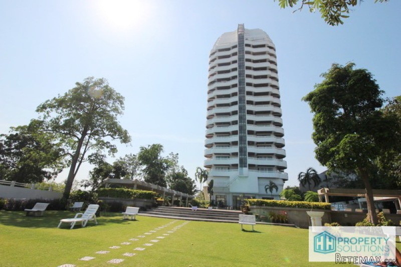 Penthouse 1 Bed Beachfront Condo With..