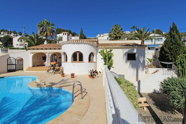 Charming villa, situated in a tranquil area of Moraira.. - 3