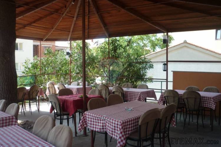 Istra, Pula,KUĆA S RESTORANOM I APARTMANIMA - 4