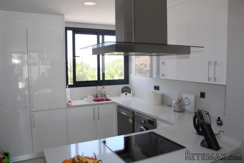 2 Bedrooms - Apartment - For Sale - 2