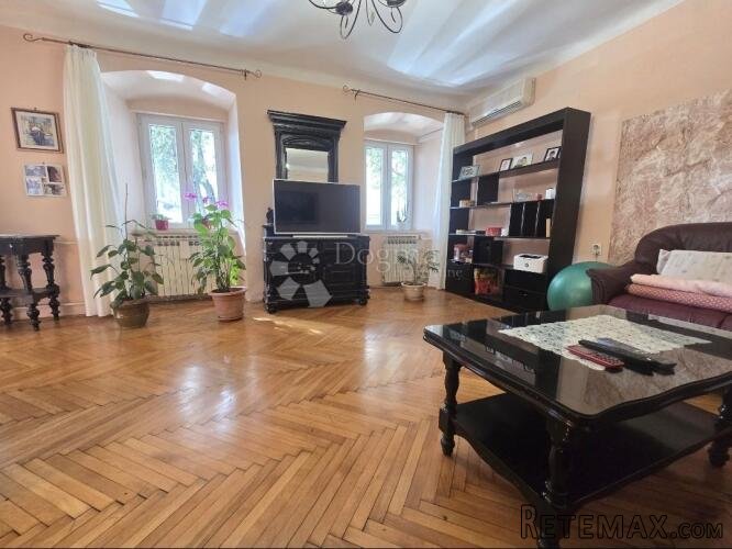 Komforan stan 110 m² u centru Rijeke