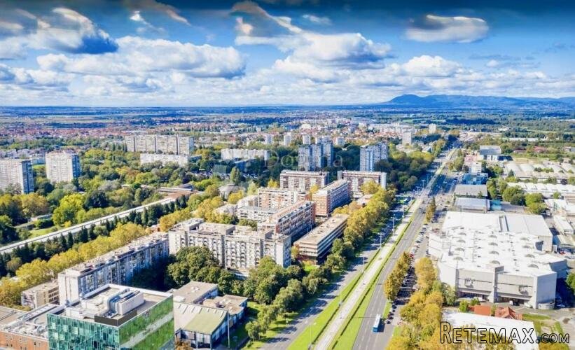 EKSKLUZIVAN POSLOVNI PROSTOR S POGLEDOM NA GRAD