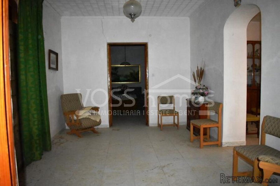 Large country style property, with 7051m2 of urbanisable.. - 8