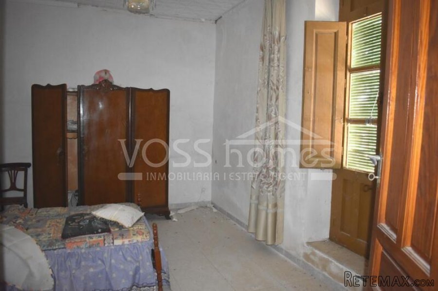 Large country style property, with 7051m2 of urbanisable.. - 10