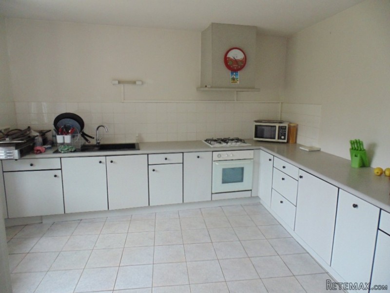 4 Bedroom House For Sale - 2