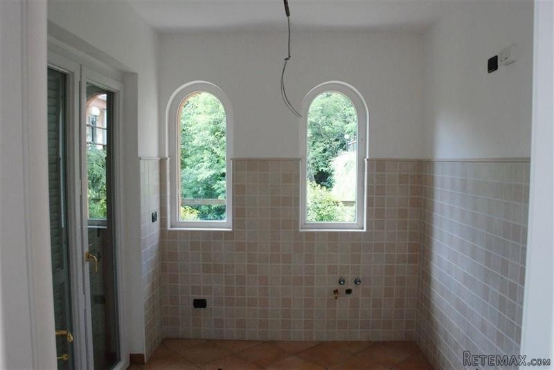 2 bedroom Apartment For Sale: Ghiffa.. - 2