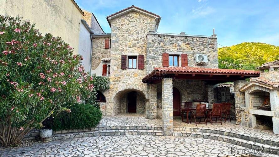 KRK BAŠKA DRAGA KUĆA S BAZENOM - 3