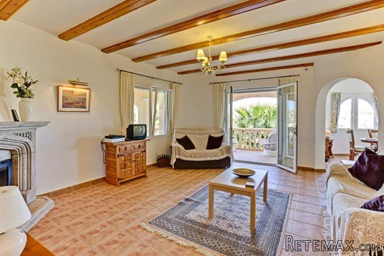 Detached villa located in a residential area on short.. - 5