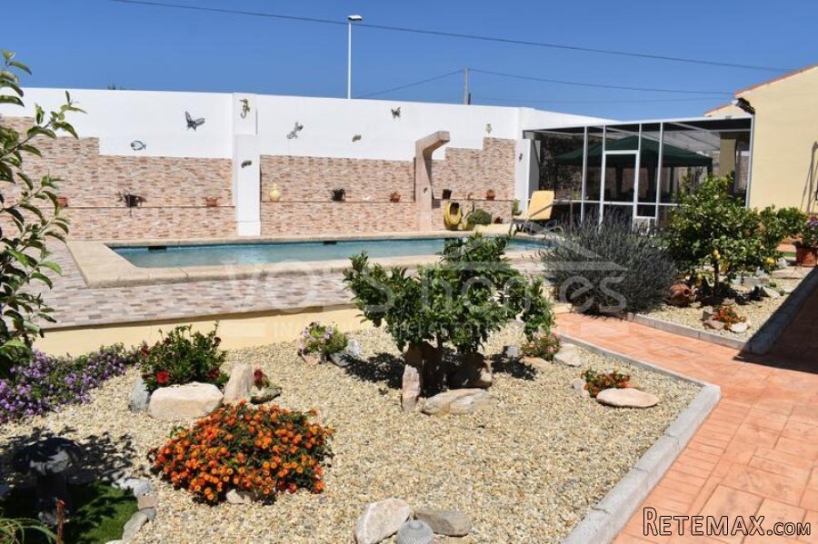 RESERVED/ SALE AGREED WITH VOSS HOMES - An immaculately.. - 6