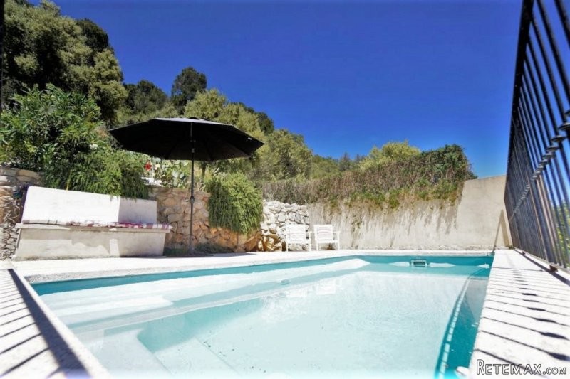 Perfectly refurbished townhouse with..