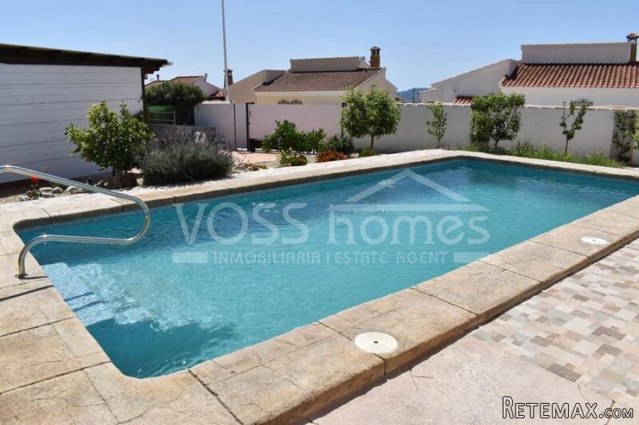 RESERVED/ SALE AGREED WITH VOSS HOMES - An immaculately.. - 10