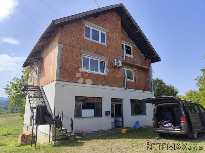 Kuća i imanje 6.191 m² s poslovnim prostorom! - 2
