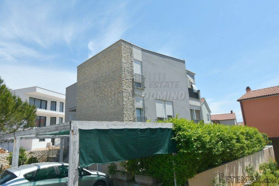 Prekrasan dvoetažni apartman u gradu Krku! - 2