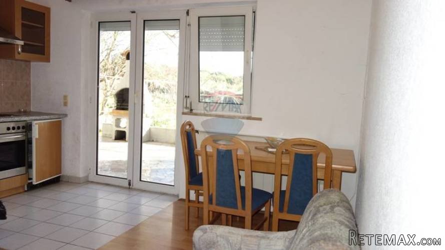 Pula, Vidikovac, kuća s apartmanima - 4