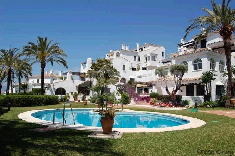Apartment For Sale In Nueva Andalucia..