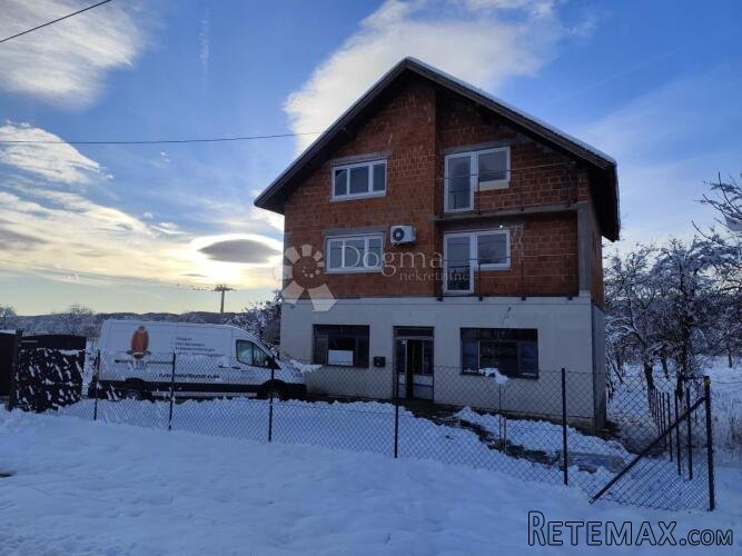 Kuća i imanje 6.191 m² s poslovnim prostorom! - 3