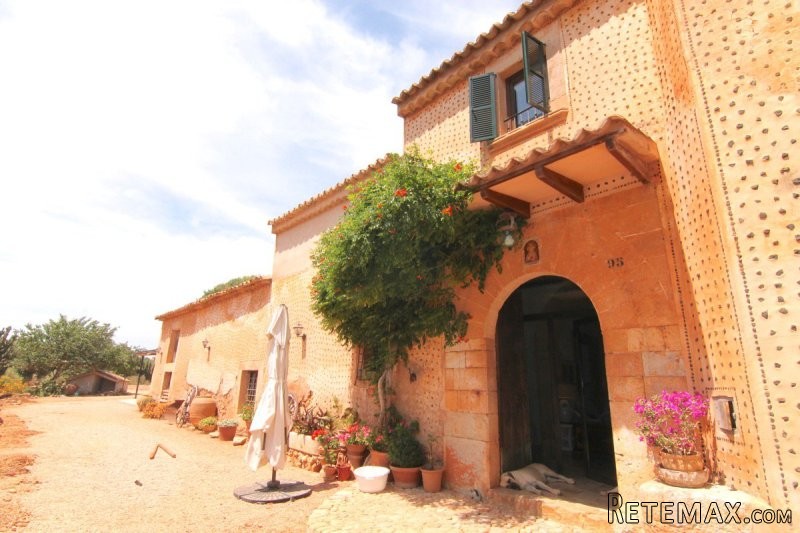 Enchanting country house in Santa Maria..