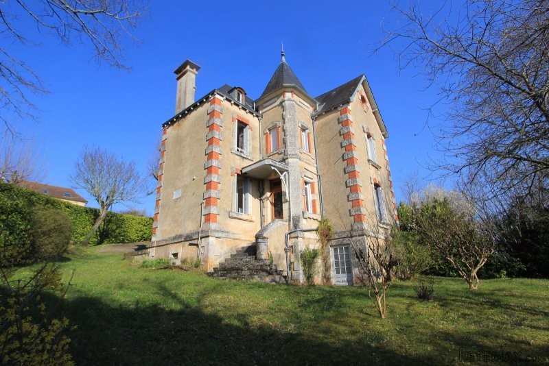Nice Detached Rural House
