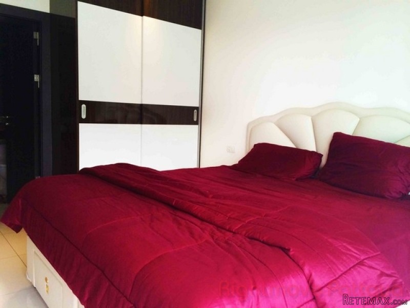 2 Bedroom Condo for sale in Pratumnak -.. - 2