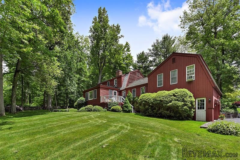 3 bedroom House For Sale: 34 Hunt Farm.. - 2
