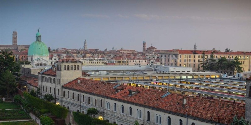 Appartamento in Vendita a Venezia