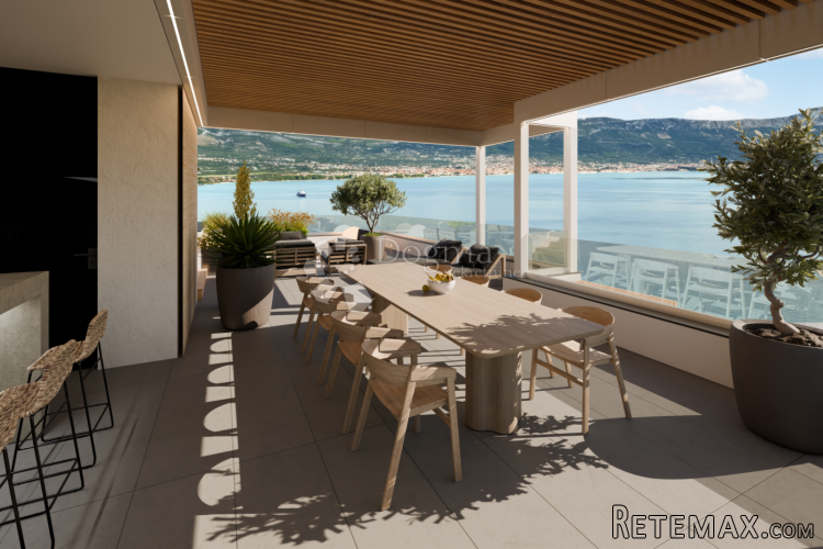 DVOETAŽNI PENTHOUSE S KROVNOM TERASOM I BAZENOM (P7-A5)