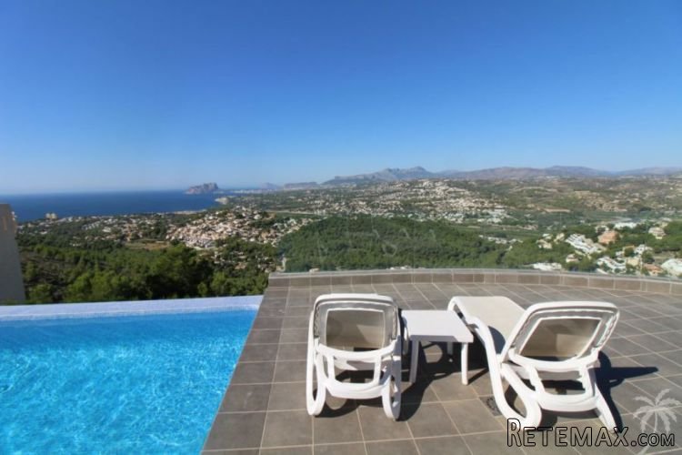 Recently built modern style villa on a south west facing.. - 3