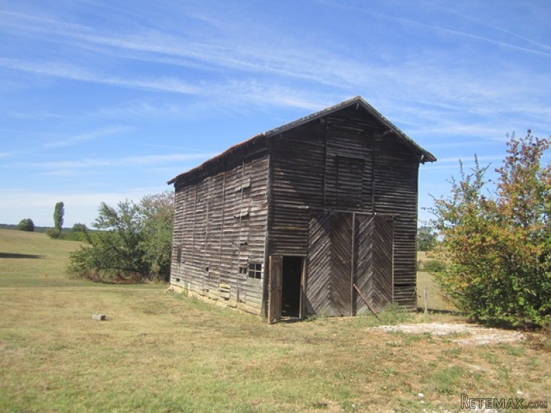 A Pretty Compact Stone Built Farmhouse.. - 2