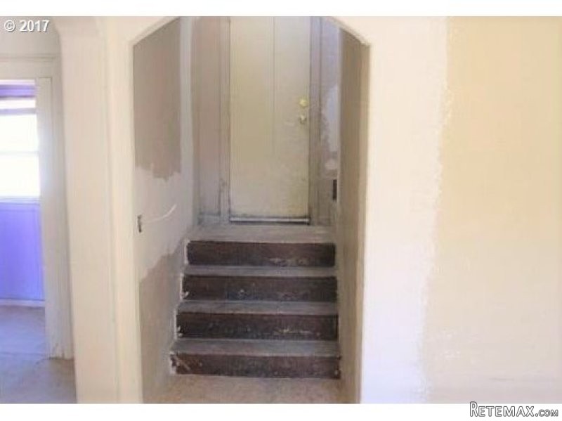407 CHURCH ST, Dayton, Oregon OR 97114 - 2