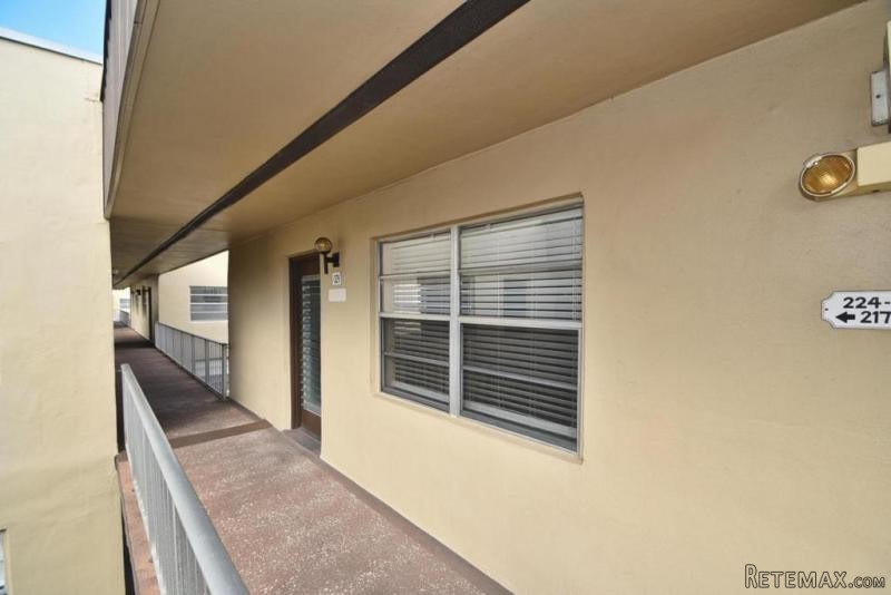 223 Normandy E, Delray Beach, FL -.. - 2