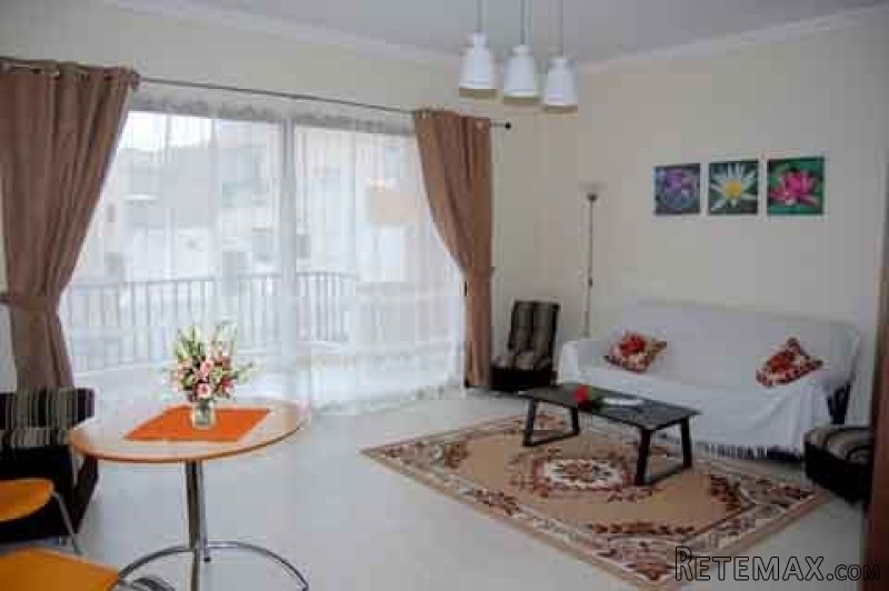 Flat, Luxurious Finish