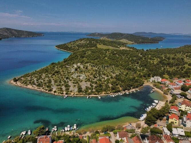 GREBAŠTICA- GRAĐEVINSKO ZEMLJIŠTE PORED MORA 90M OD MORA, TO