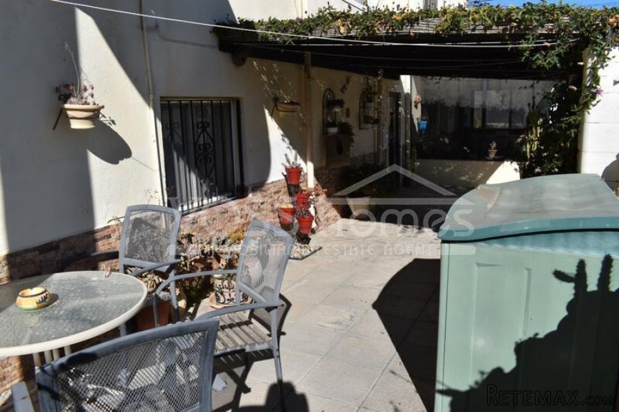 NEW & EXCLUSIVE LISTING FOR VOSS HOMES - A very.. - 7