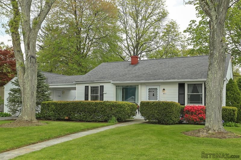 3 bedroom House For Sale: 18 E Osage..