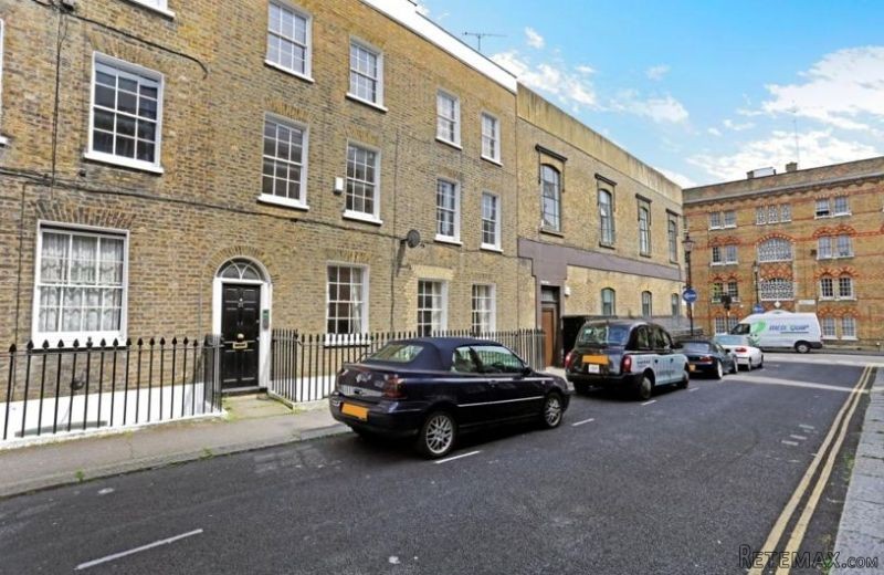 Hermit Street, London, EC1V