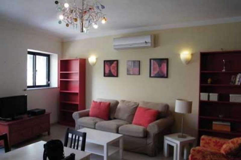 Flat, Luxurious Finish