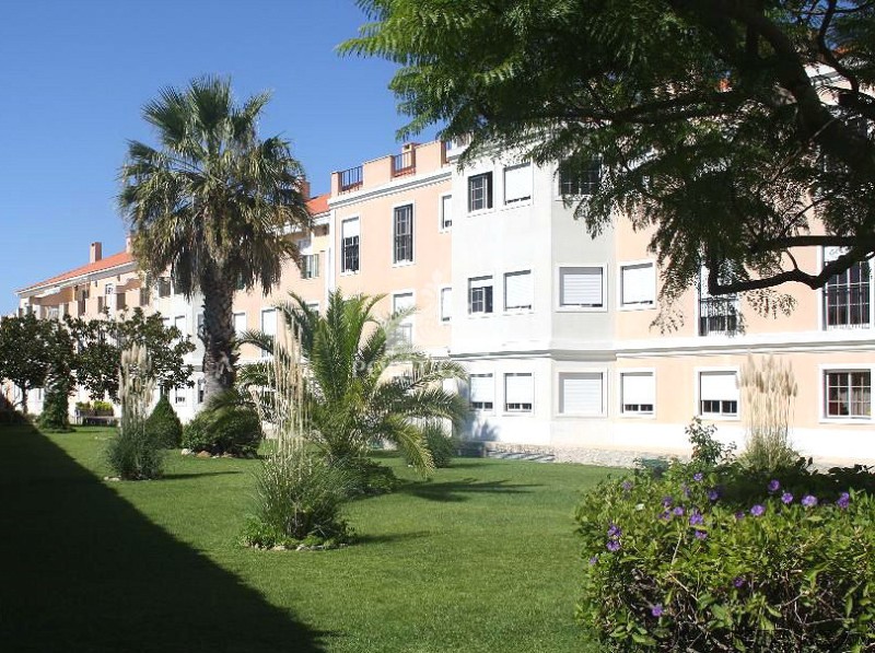 Charming Apartment T2 In Estoril - 2