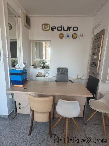 Uredi + hale (75m2 ureda + 4 hale ) Velika Gorica